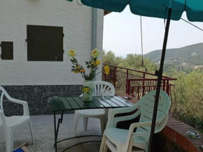 Holiday Home in Manoglia with Fireplace Garden Heating Moneglia